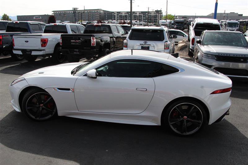 2016 Jaguar F-TYPE R