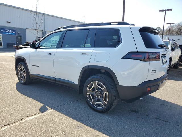 2026 Jeep Cherokee Laredo