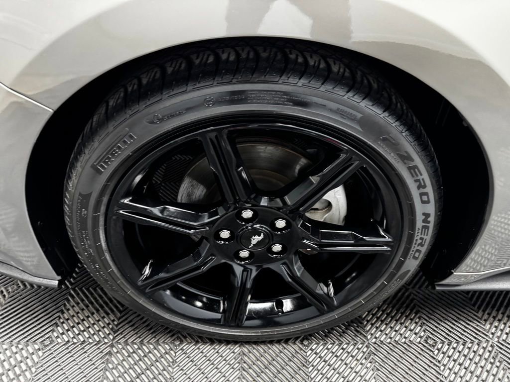 2020 Ford Mustang Coupe