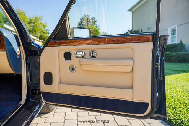 1996 Rolls-Royce Silver Dawn