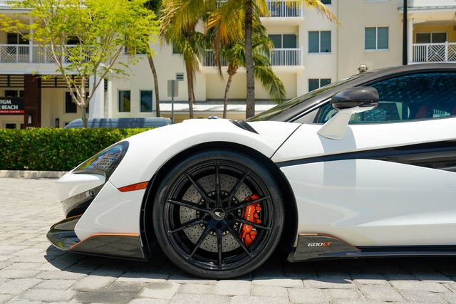 Used 2019 McLaren 600LT photo 14