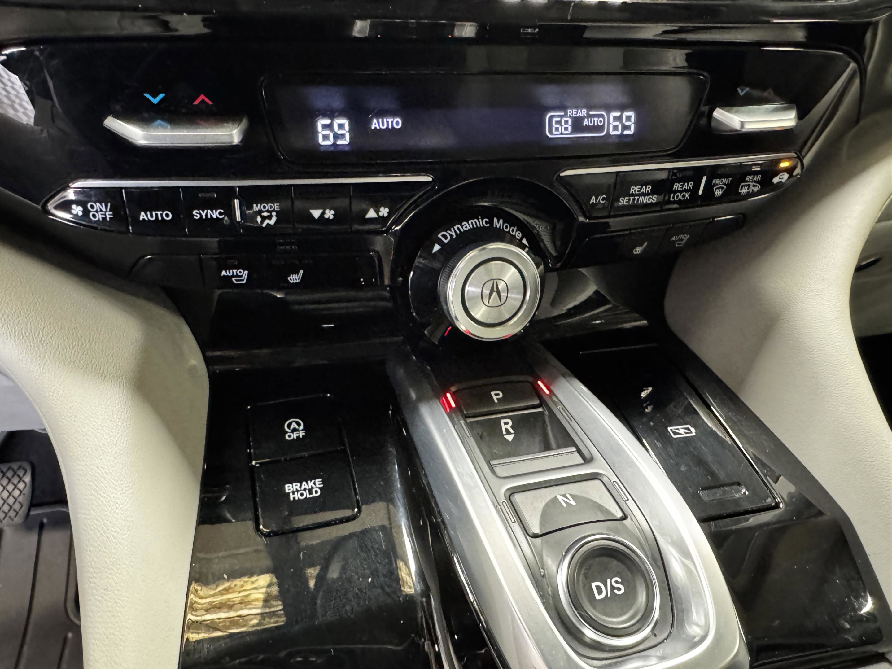 2023 Acura MDX FWD w/ Technology Package