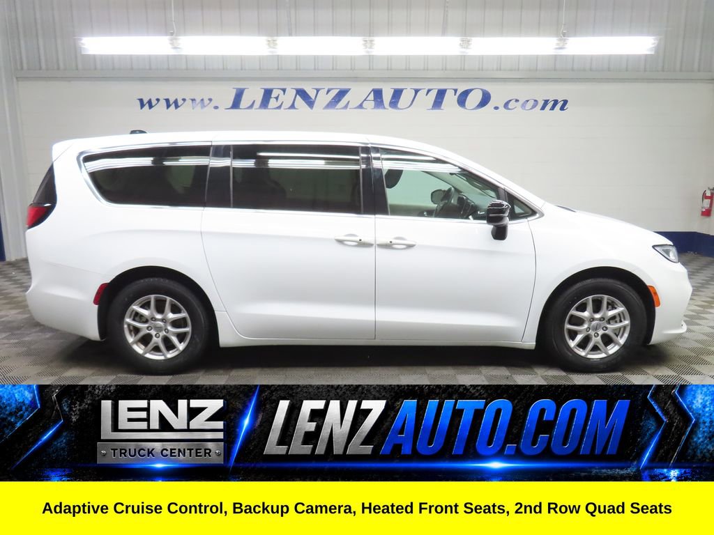 Used 2024 Chrysler Pacifica Touring-L