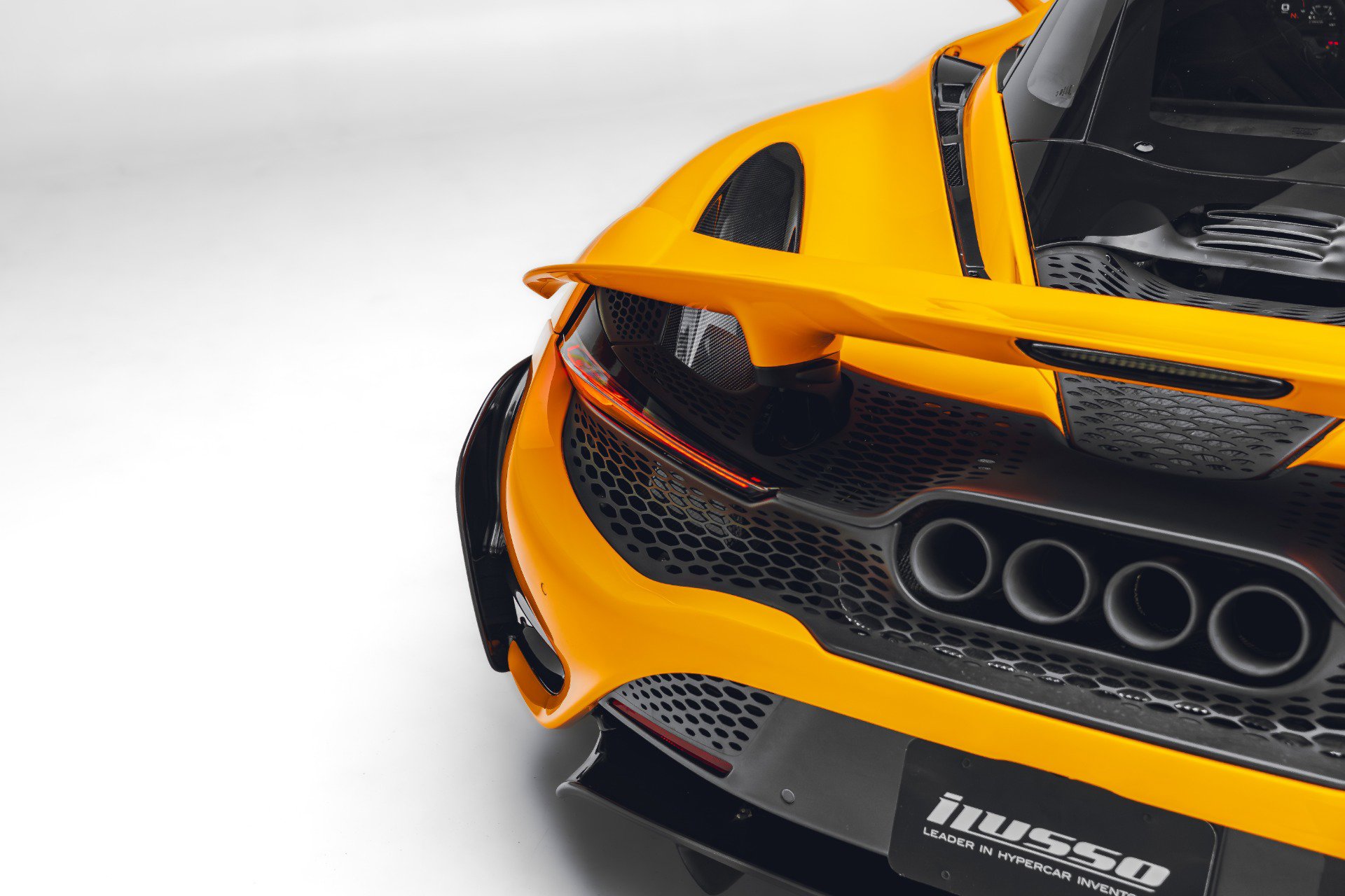 Used 2021 McLaren 765LT photo 18