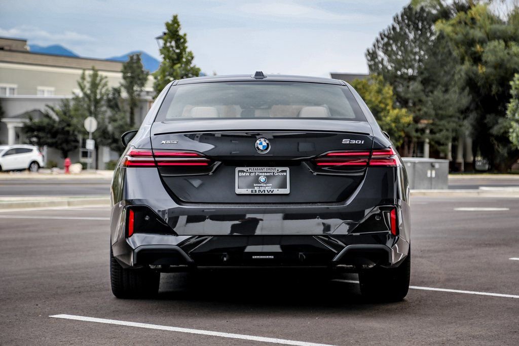 2026 BMW 530i xDrive