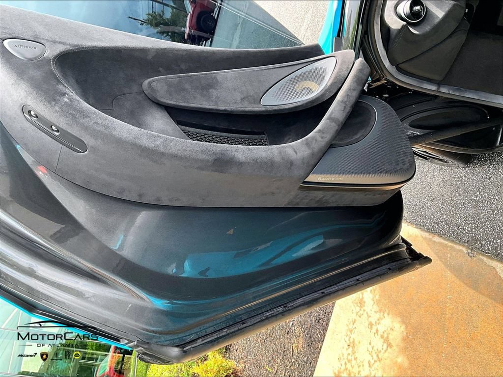 Used 2019 McLaren 600LT photo 18