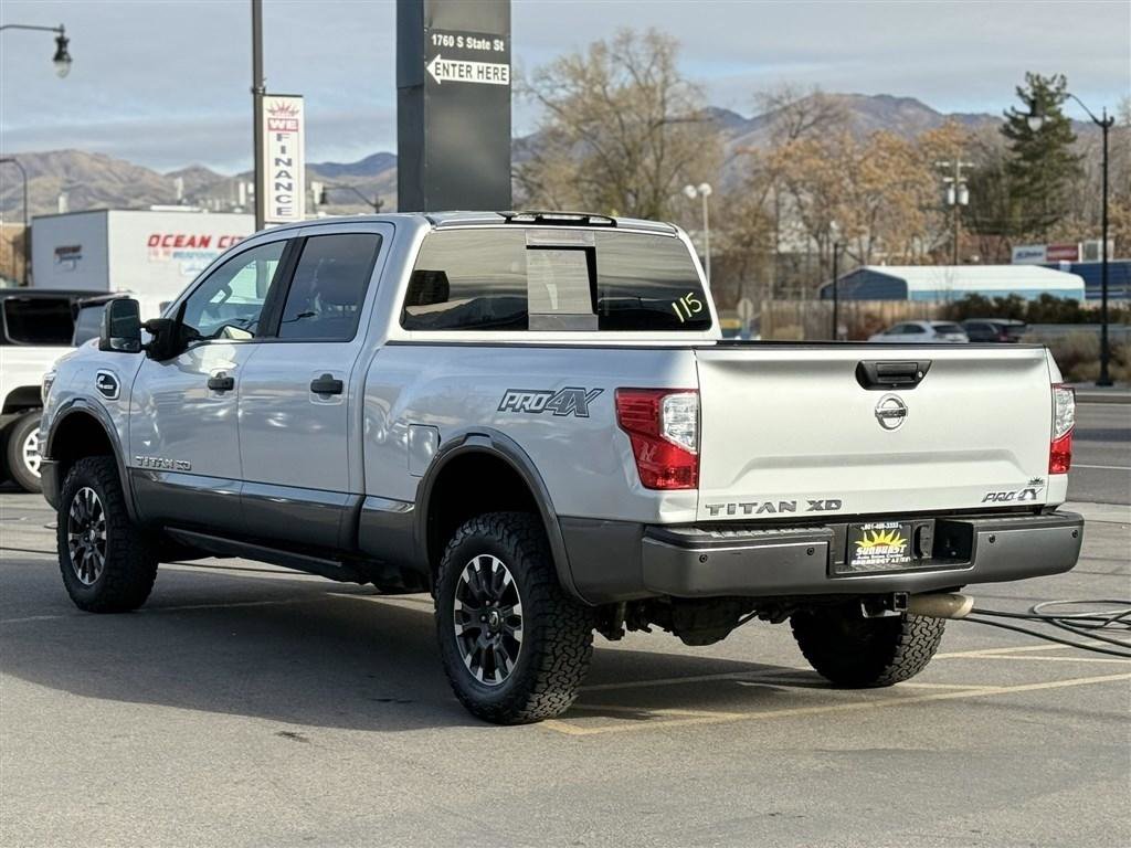 2019 Nissan Titan PRO-4X