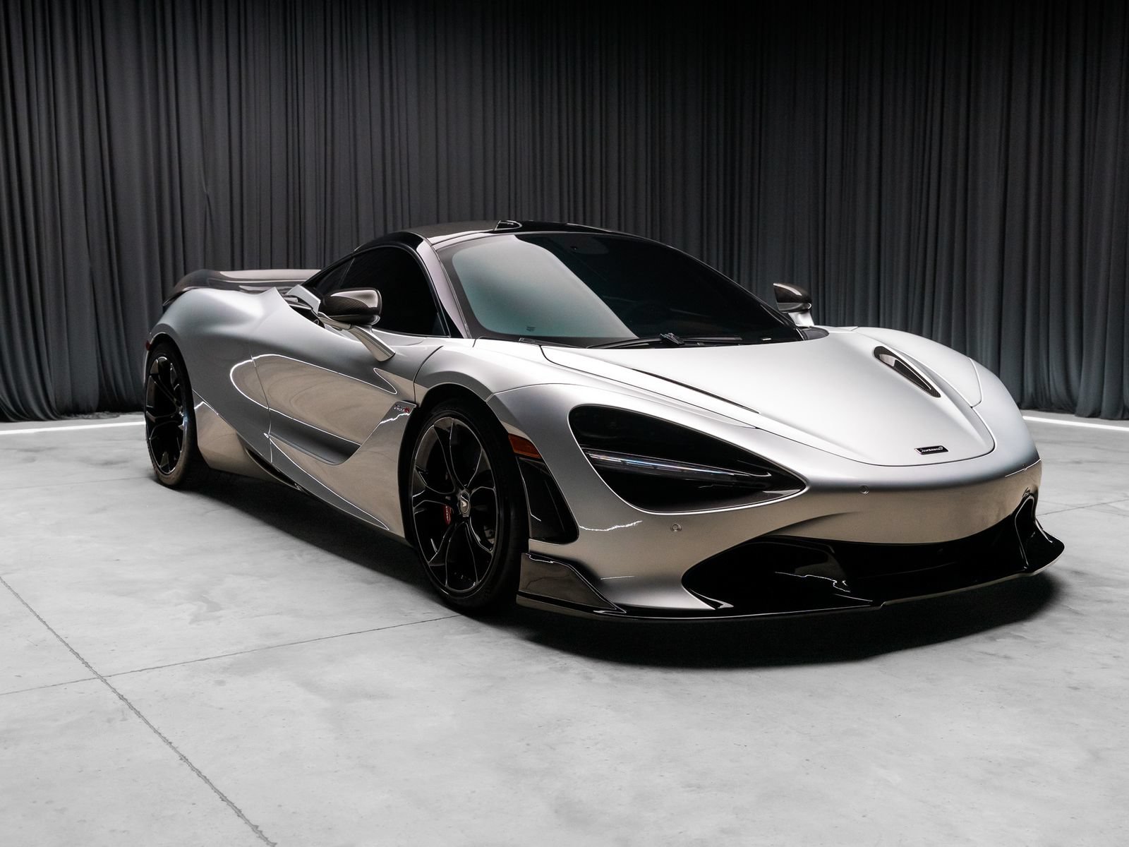 Used 2019 McLaren 720S photo 16