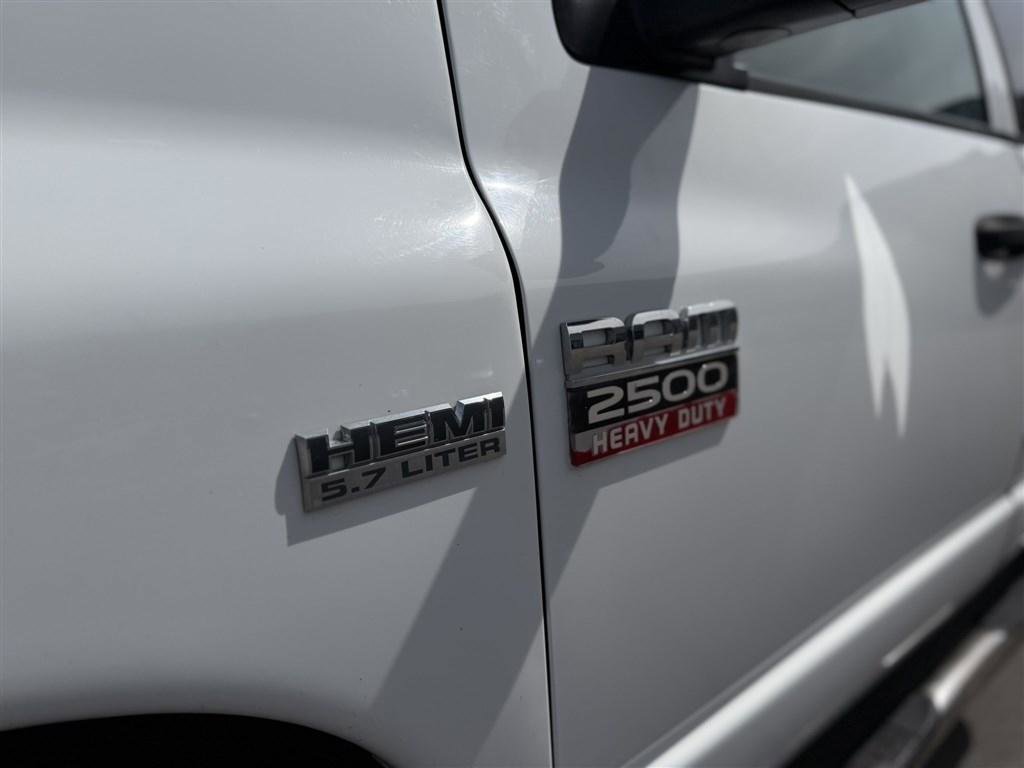 2009 Dodge Ram 2500 Truck SXT