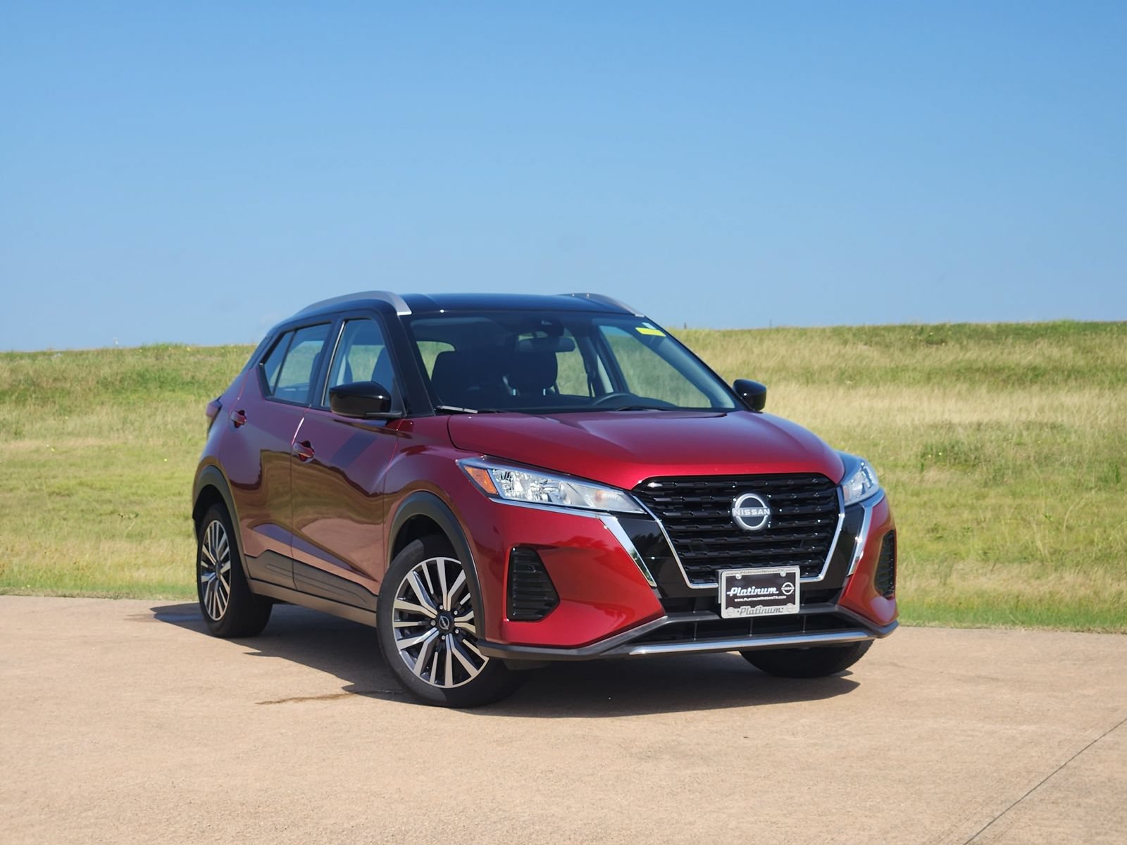 Used 2023 Nissan Kicks SV