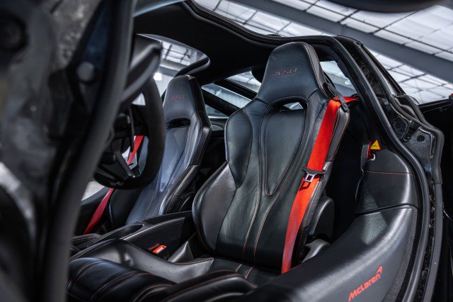 Used 2021 McLaren 765LT photo 43