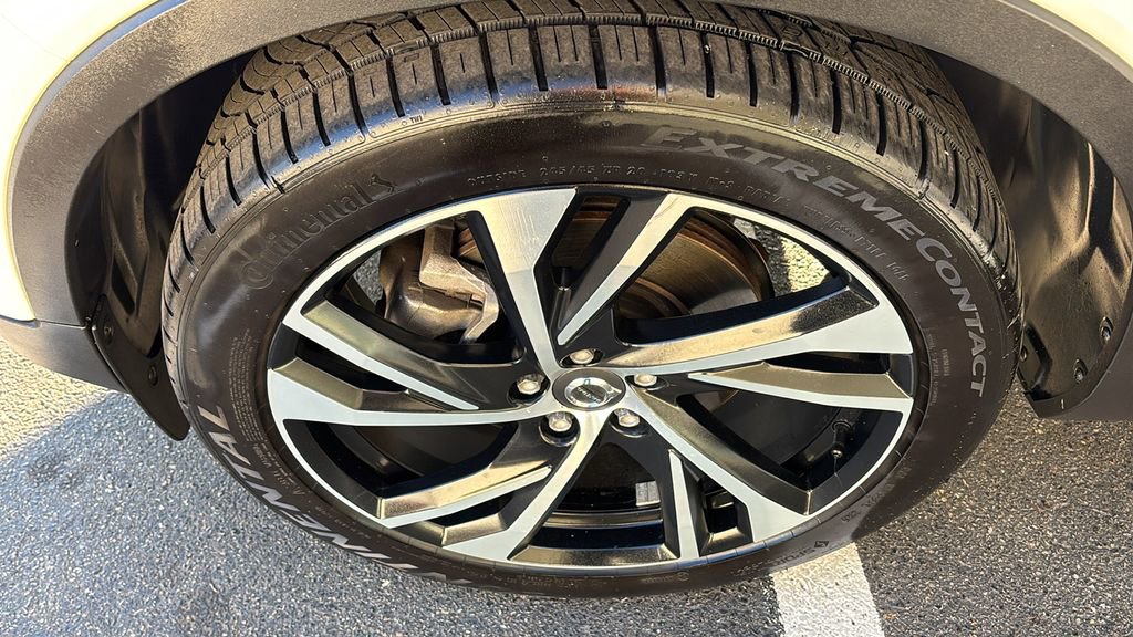 2021 Volvo Xc40 T5 R-Design