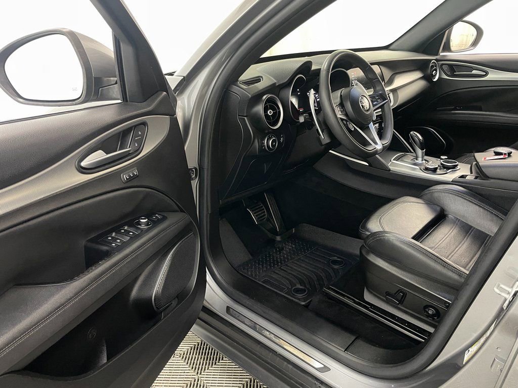 2018 Alfa Romeo Stelvio Ti Sport