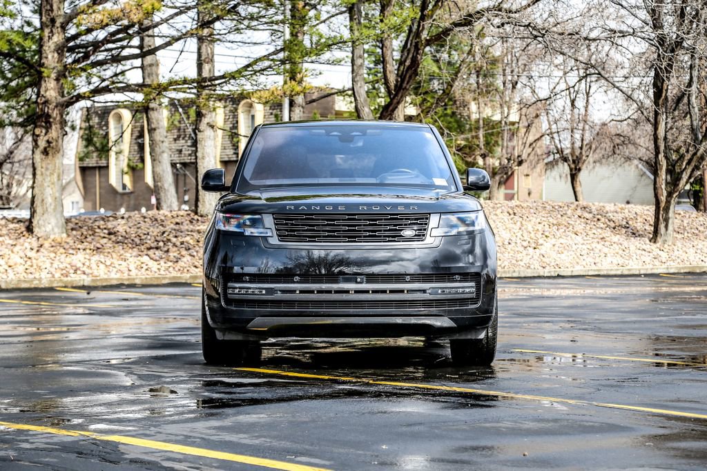 2023 Land Rover Range Rover SE