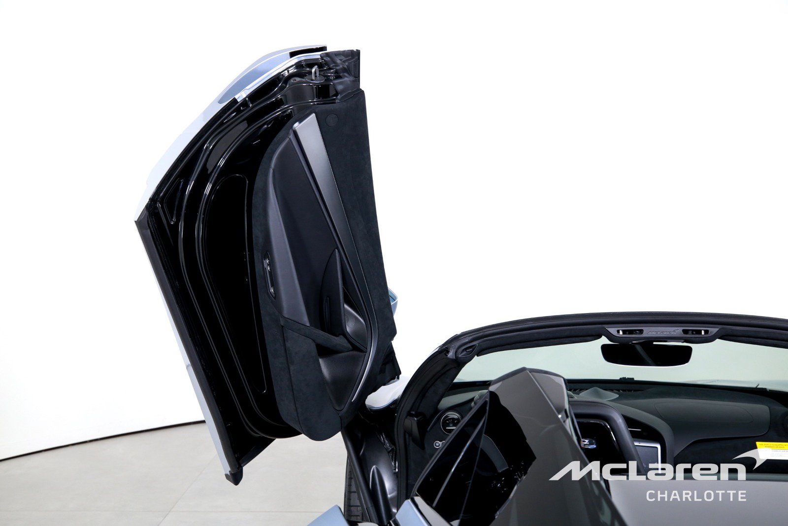 Used 2026 McLaren 750S Spider photo 12