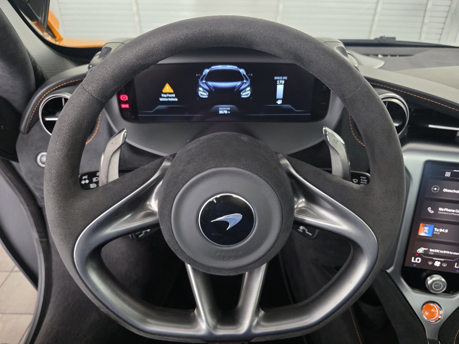 Used 2025 McLaren 750S photo 13
