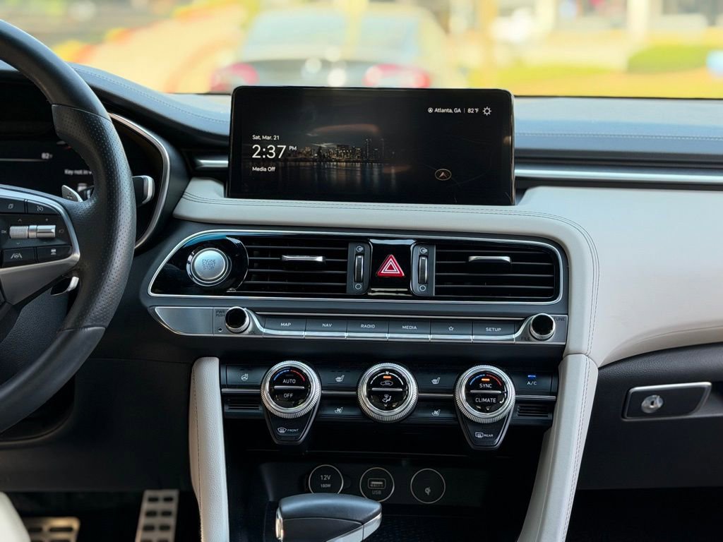 2023 Genesis G70 2.0T