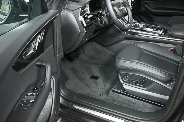 2026 Audi Q8 Premium