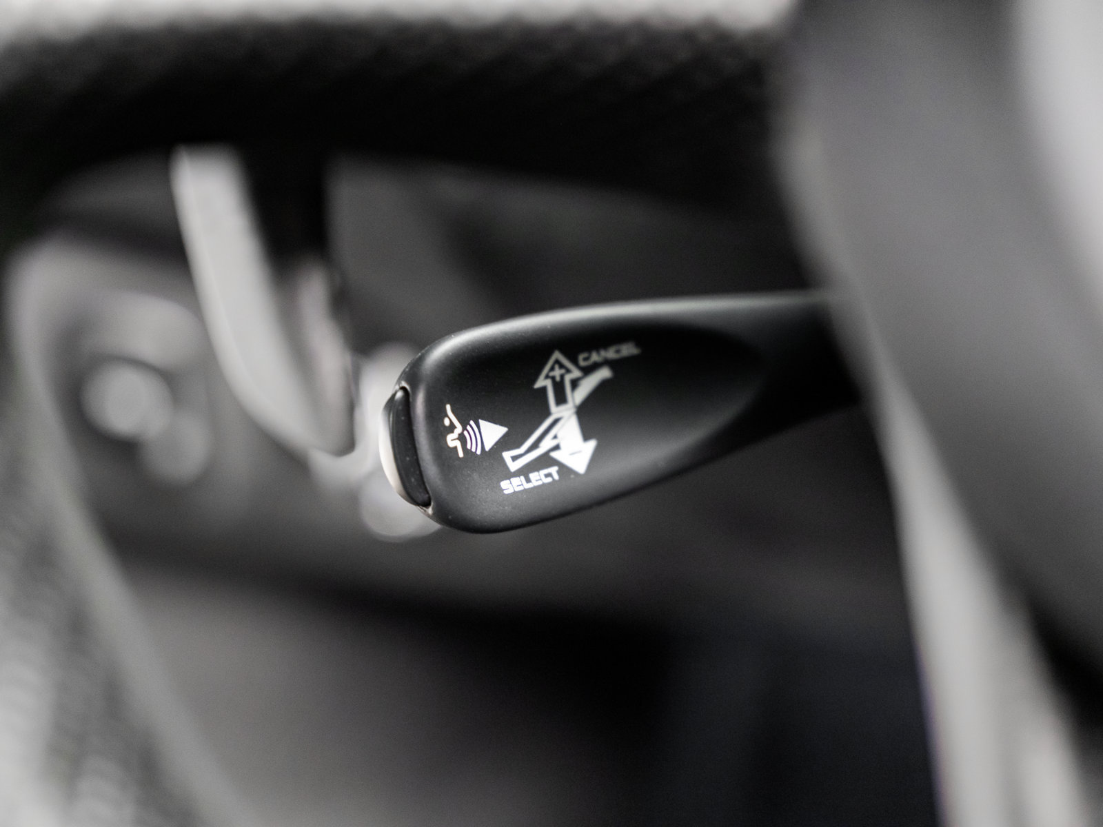 Used 2018 McLaren 720S Luxury photo 60