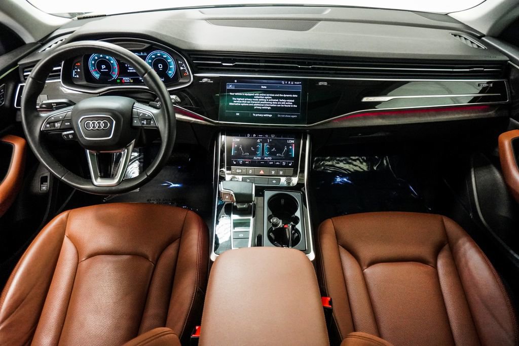 2022 Audi Q8 Premium Plus