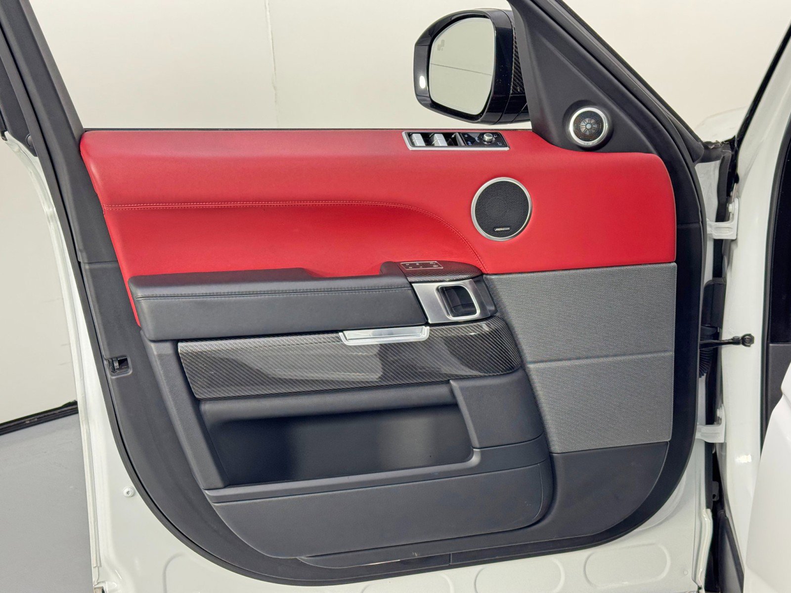 2019 Land Rover Range Rover Sport SVR