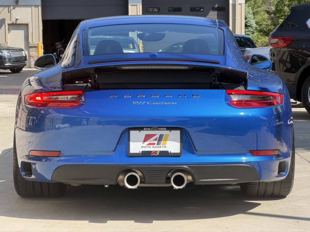 2017 Porsche 911 Carrera