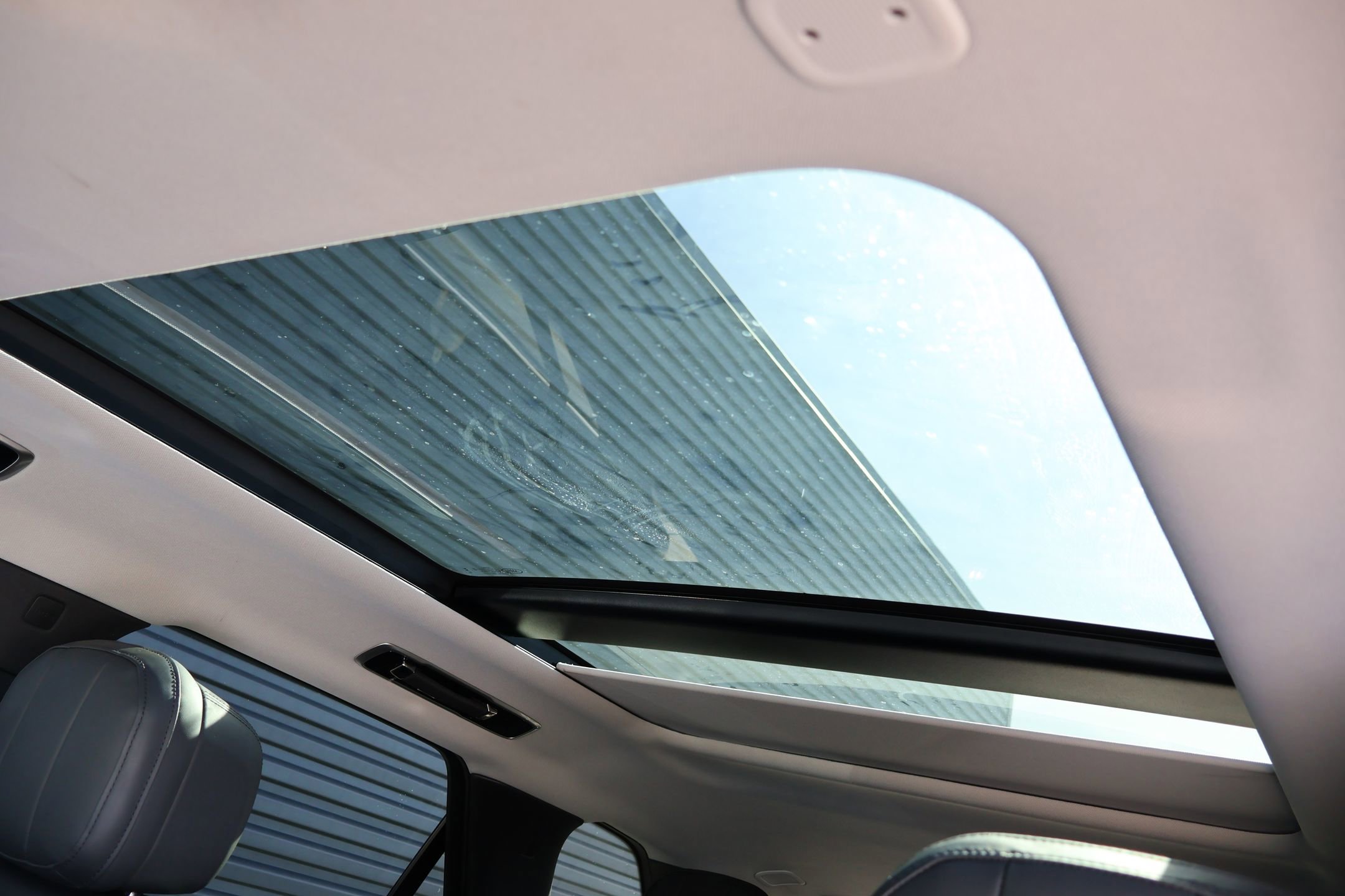 2023 Land Rover Range Rover Sport SE