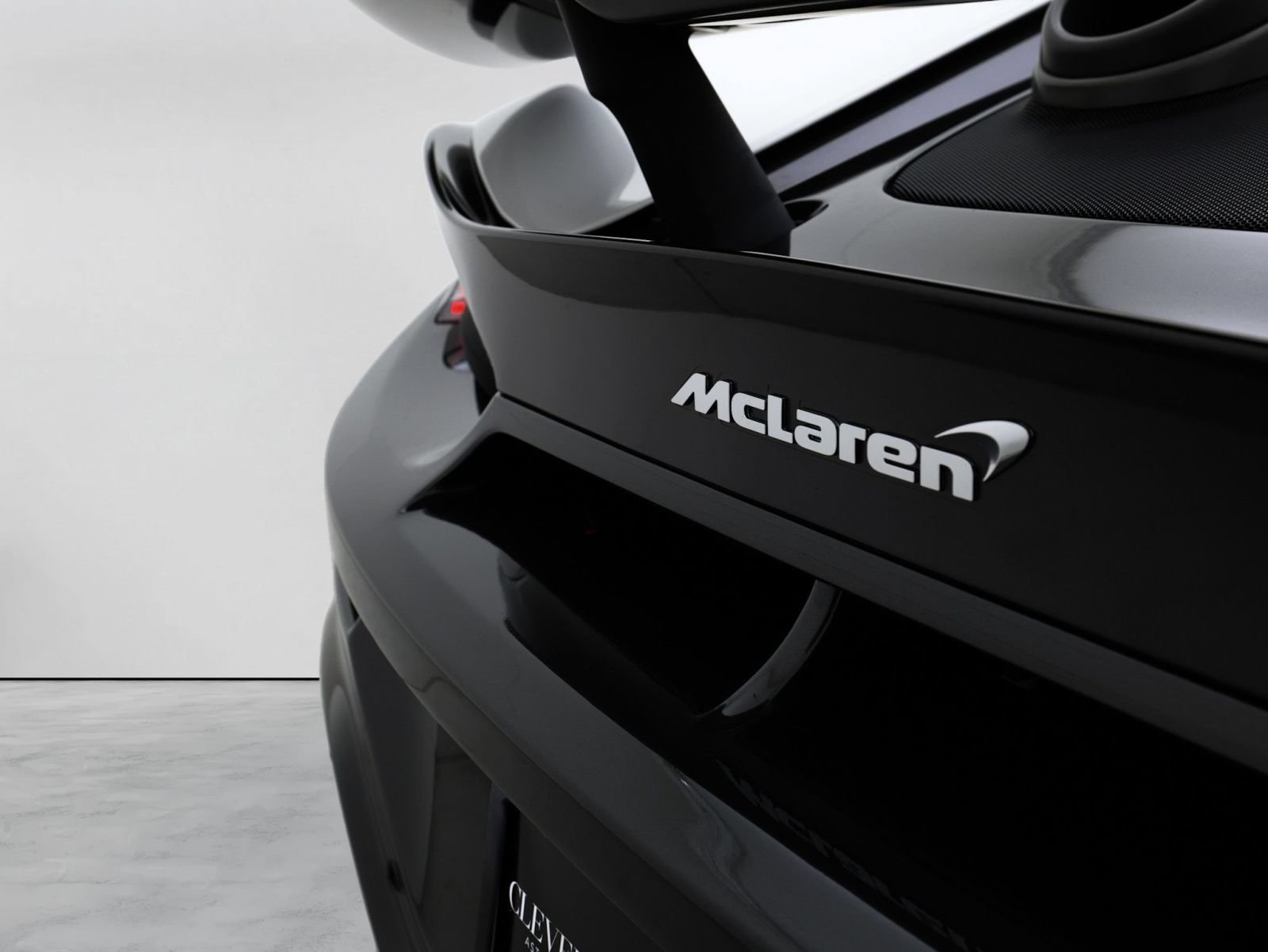 Used 2020 McLaren 600LT Spider photo 23