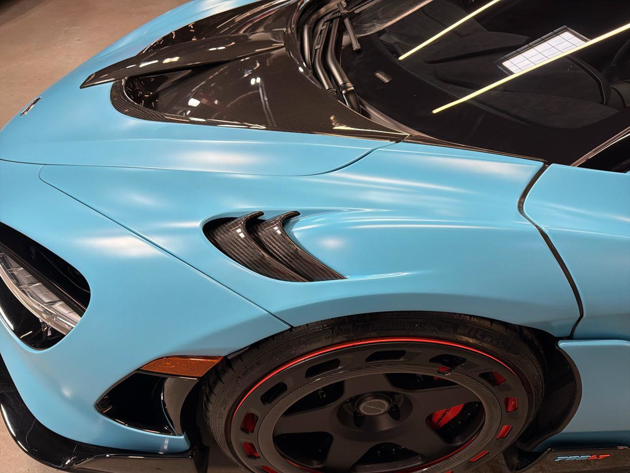 Used 2021 McLaren 765LT photo 15