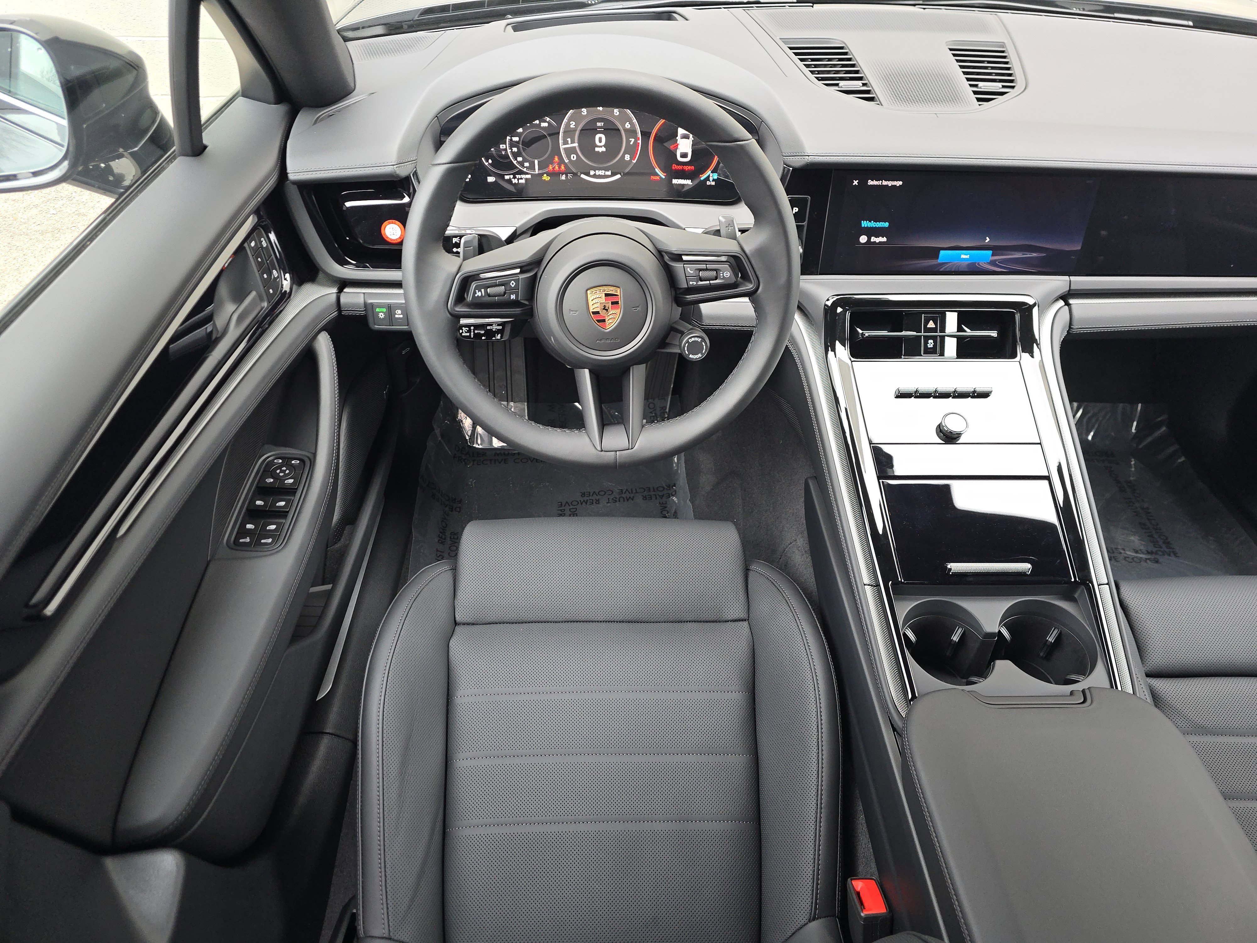 2026 Porsche Panamera 4