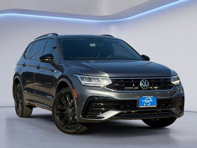 Used 2022 Volkswagen Tiguan SE R-Line