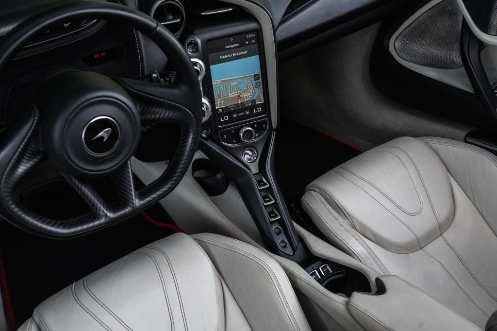 Used 2020 McLaren 720S Spider photo 34