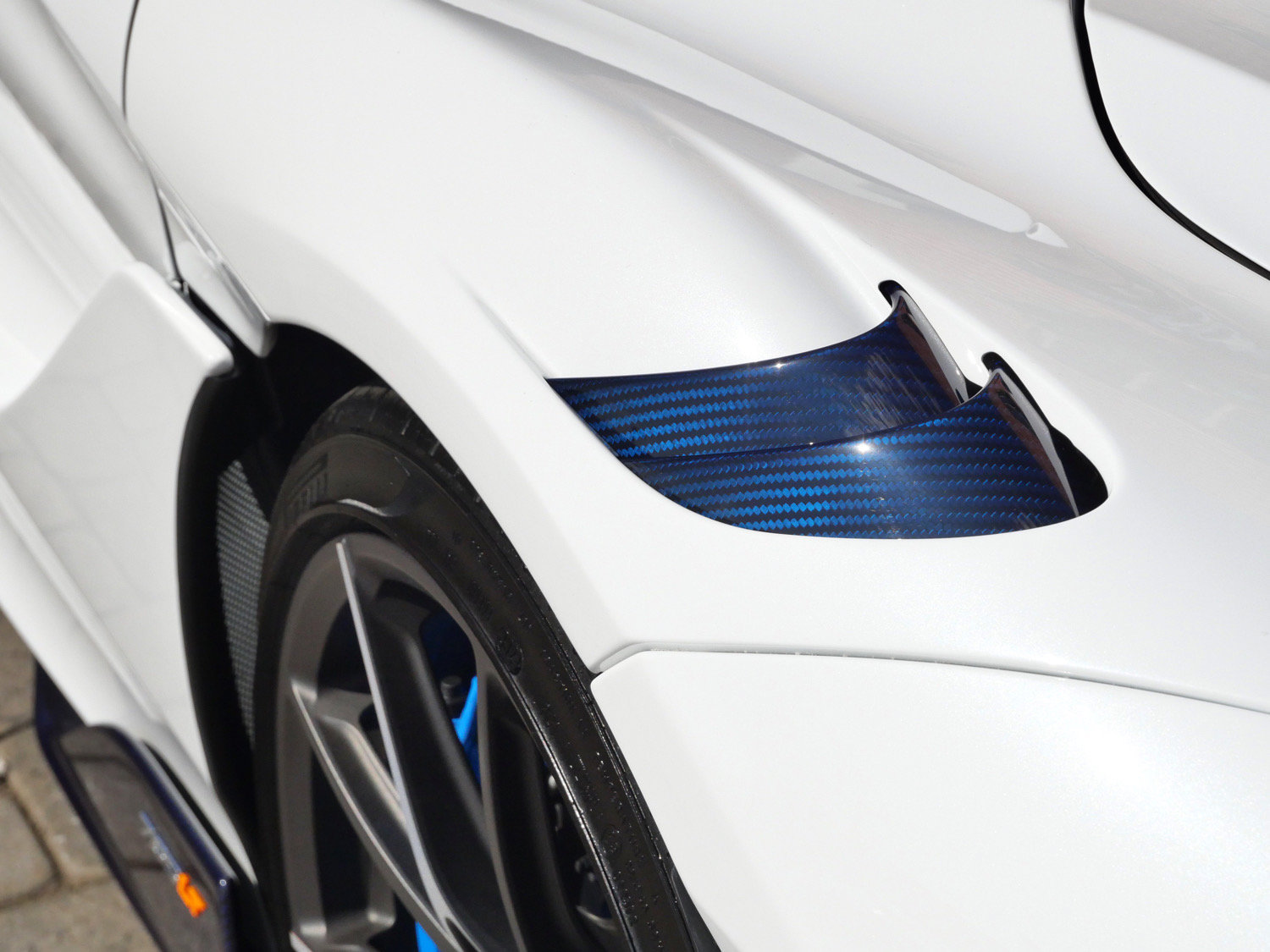 Used 2022 McLaren 765LT photo 37