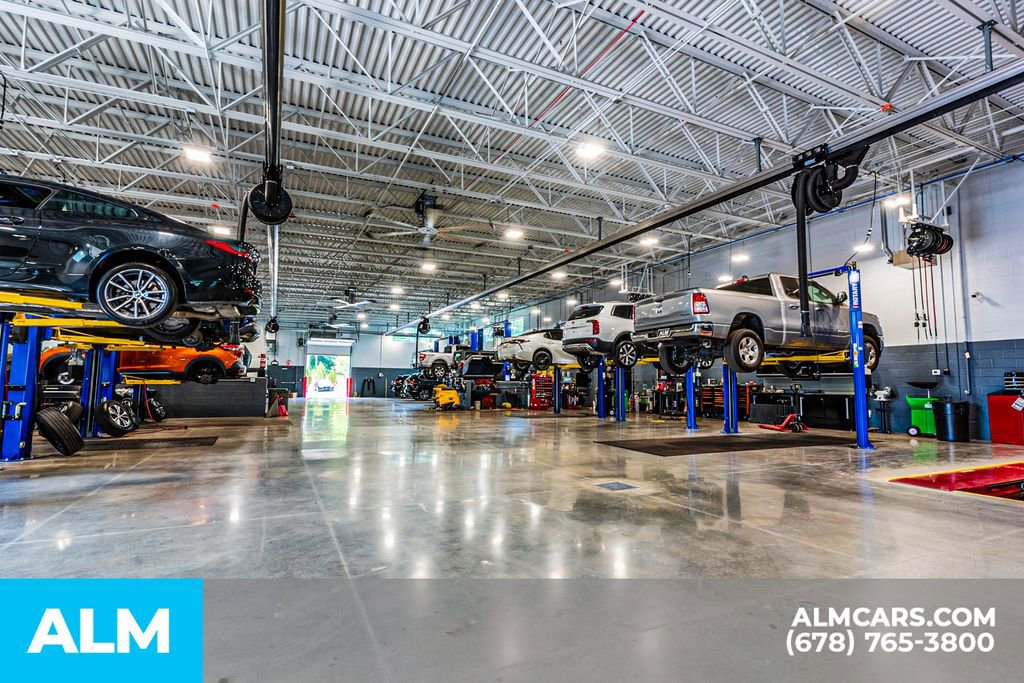 2023 Land Rover Range Rover Long Wheelbase SE