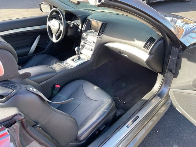 2012 INFINITI G37 Sport