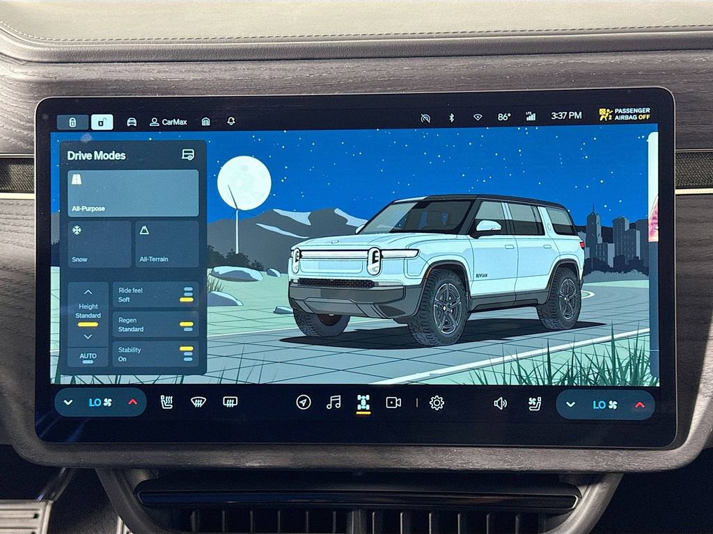 2025 Rivian R1S Adventure