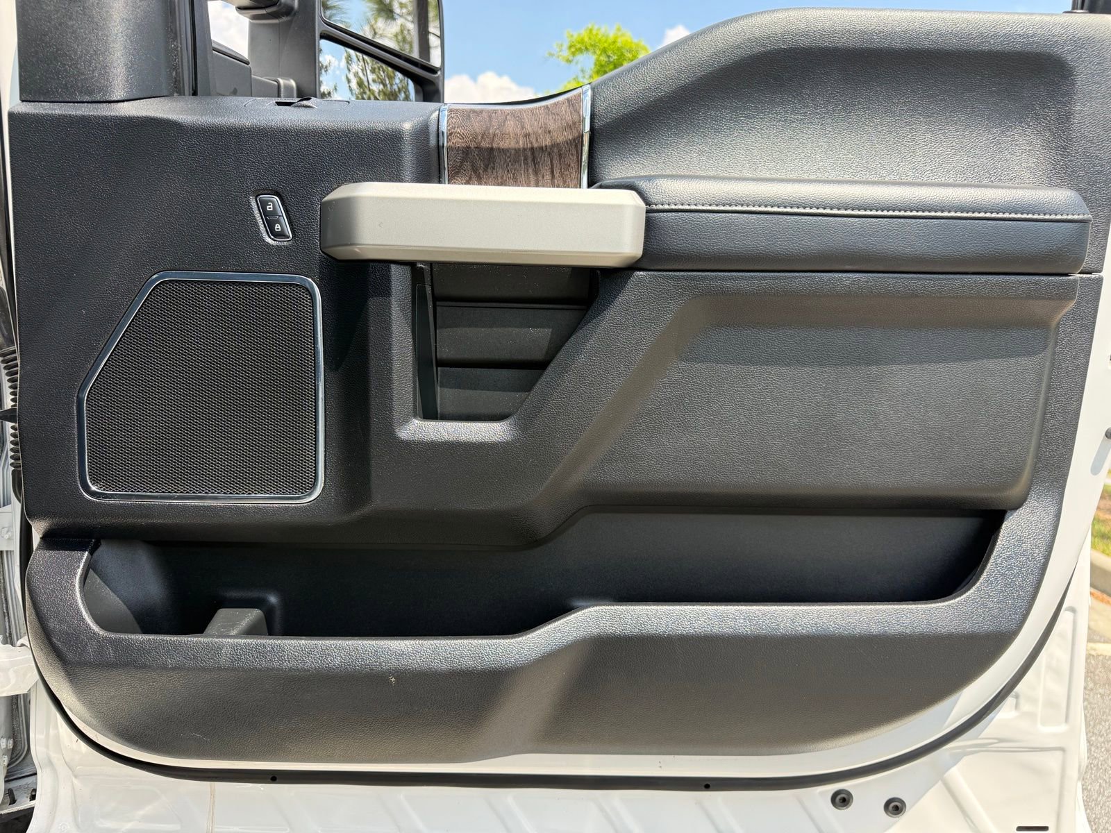 2017 Ford F250 Lariat