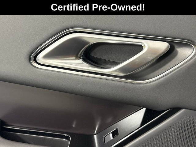 2026 Land Rover Range Rover Velar Dynamic SE