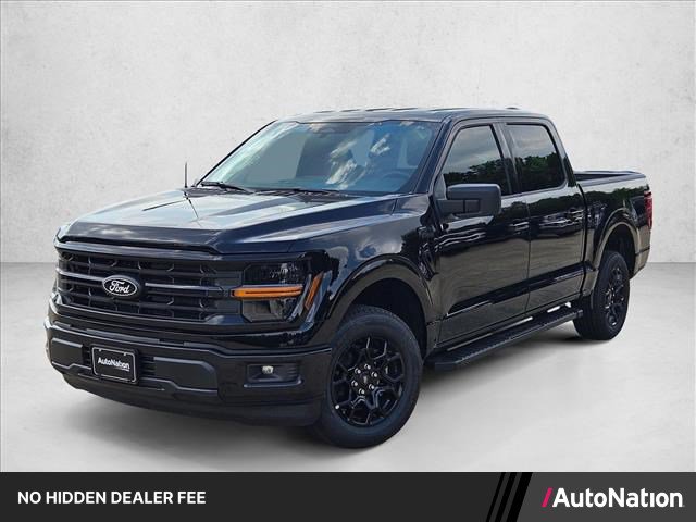 New 2026 Ford F150 XLT w/ XLT Black Appearance Package