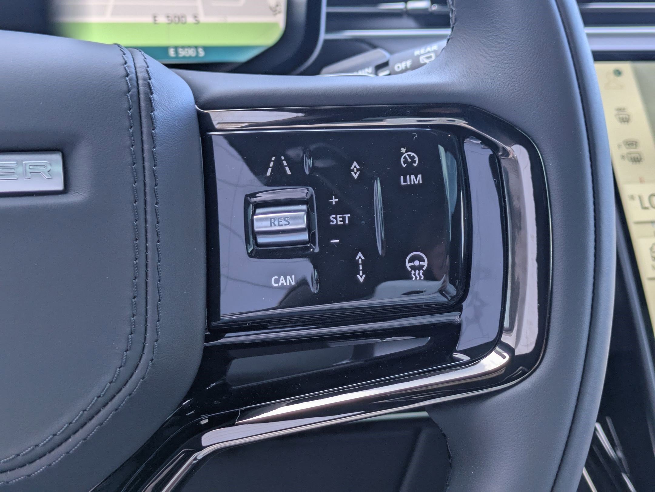 2026 Land Rover Range Rover Sport Dynamic SE