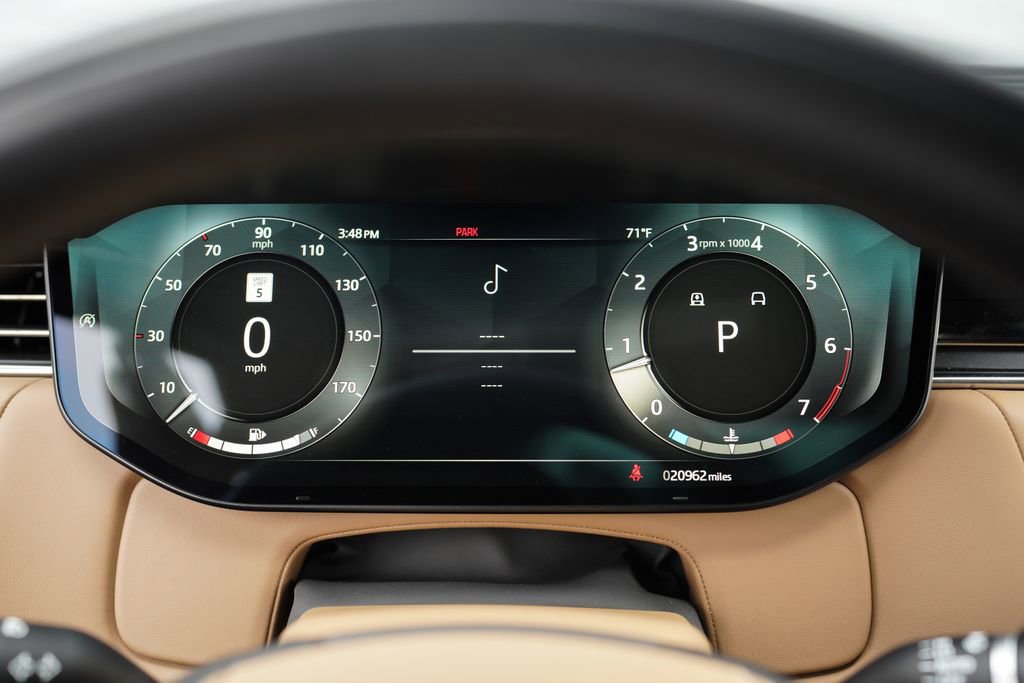 2023 Land Rover Range Rover SE