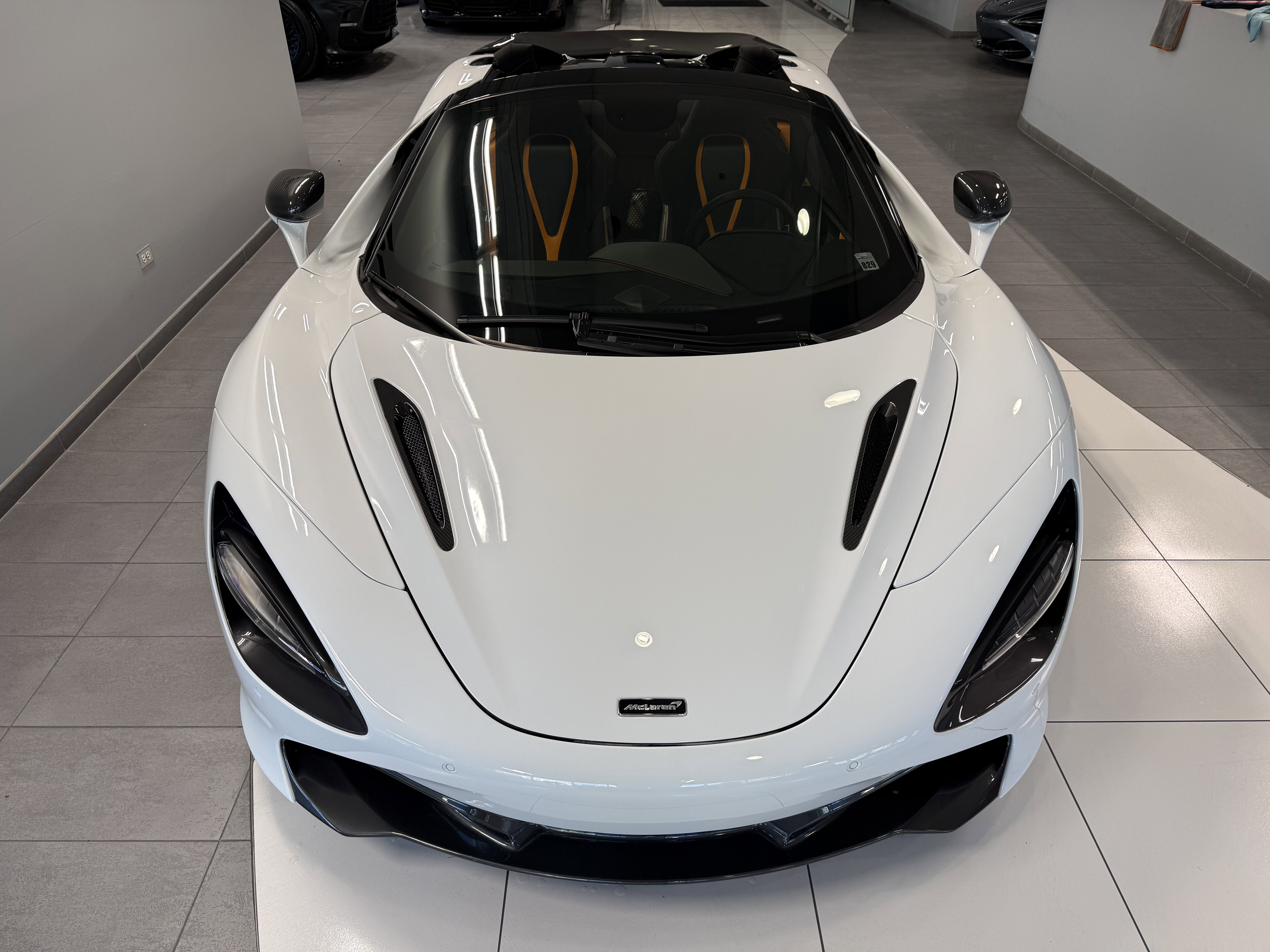 Used 2021 McLaren 720S Spider photo 10