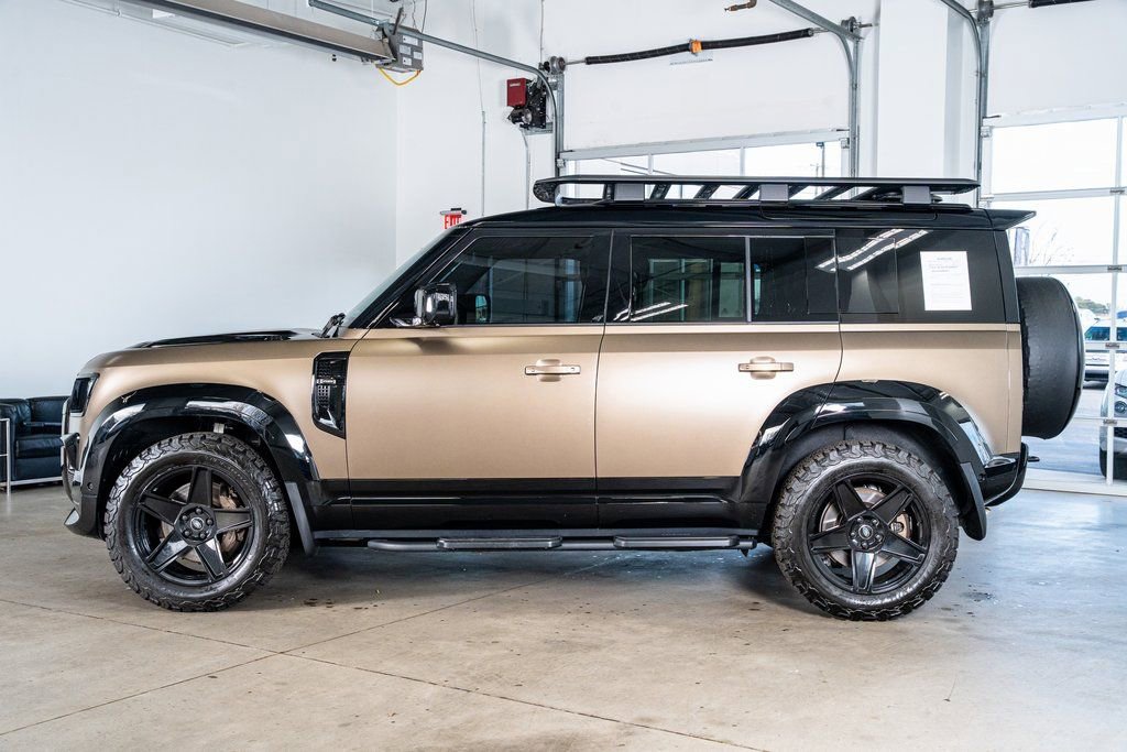 2025 Land Rover Defender 110 X