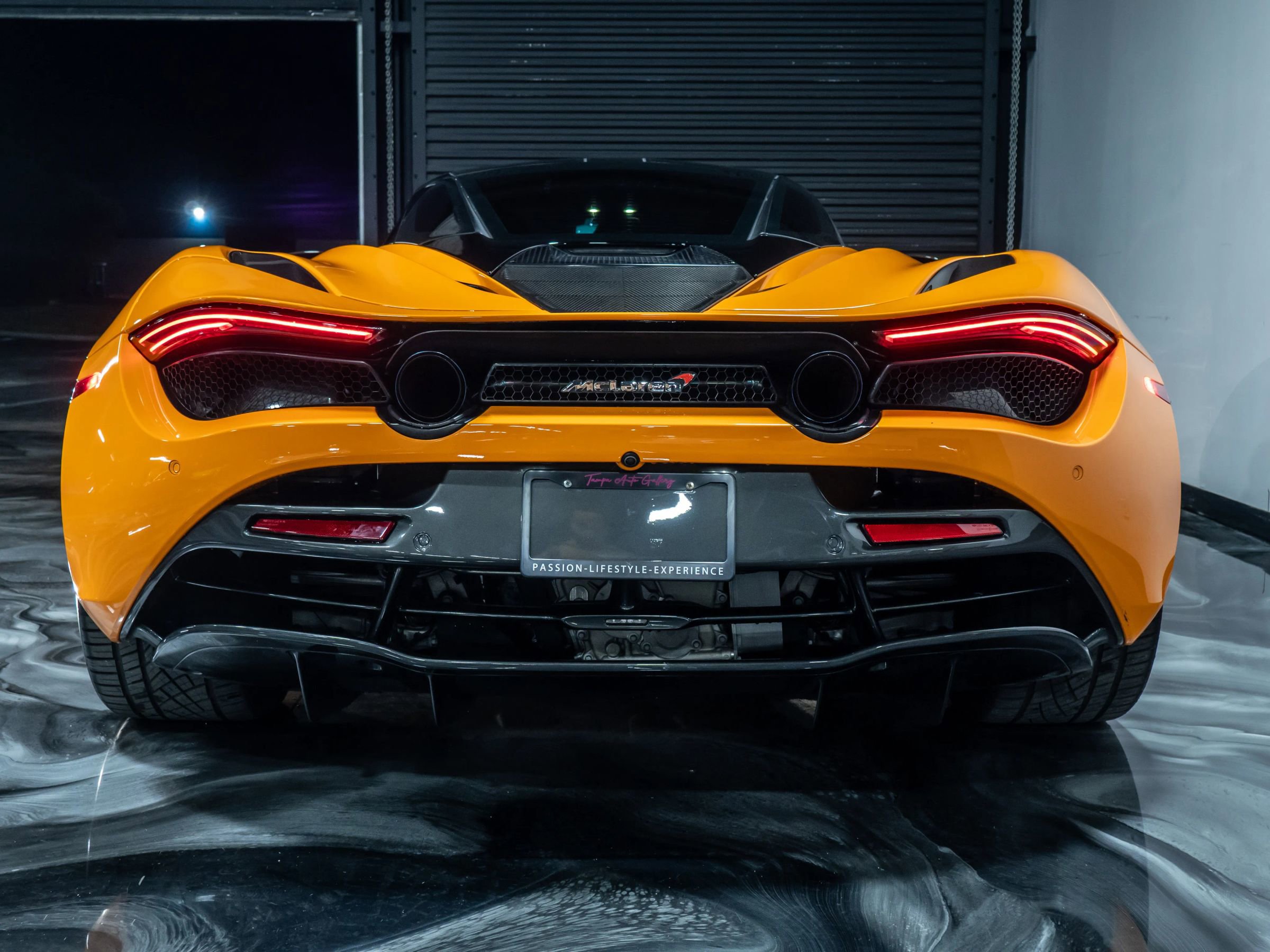Used 2018 McLaren 720S Performance photo 11