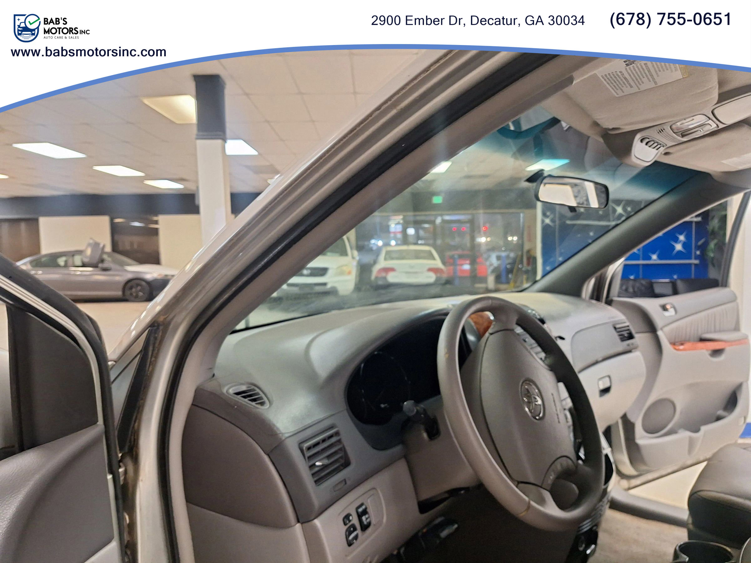 2009 Toyota Sienna XLE