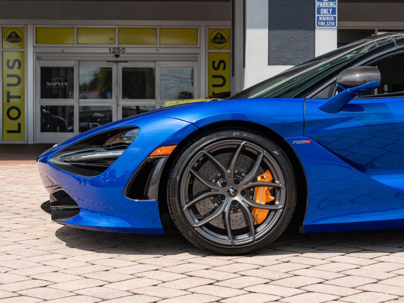 Used 2020 McLaren 720S Luxury photo 29