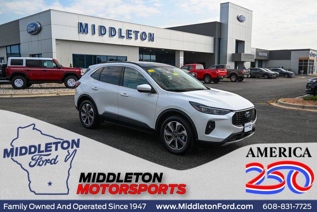 Certified 2024 Ford Escape Platinum w/ Class II Trailer Tow Package