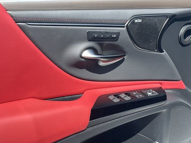 2024 Lexus ES 300h F Sport