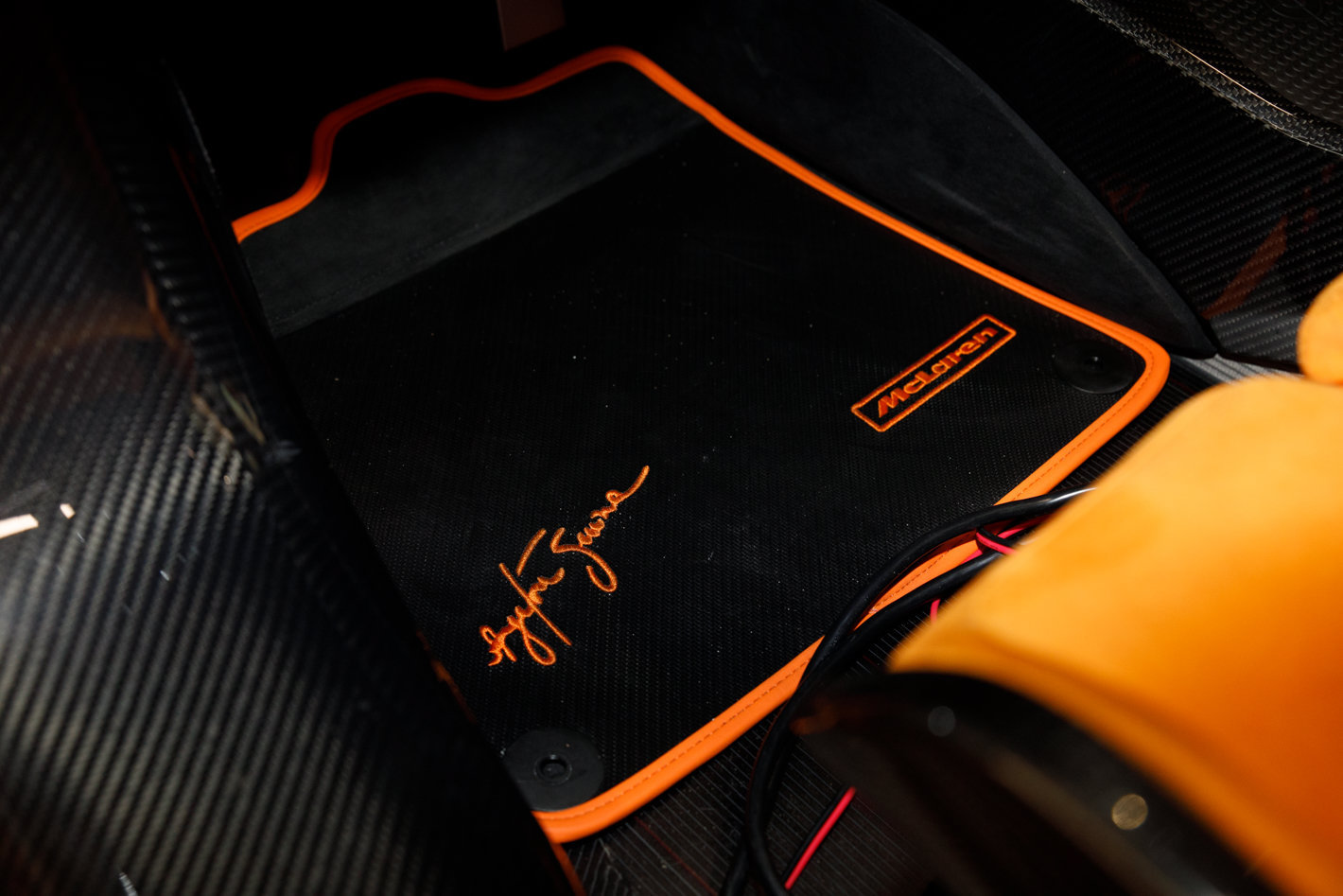 Used 2019 McLaren Senna photo 45