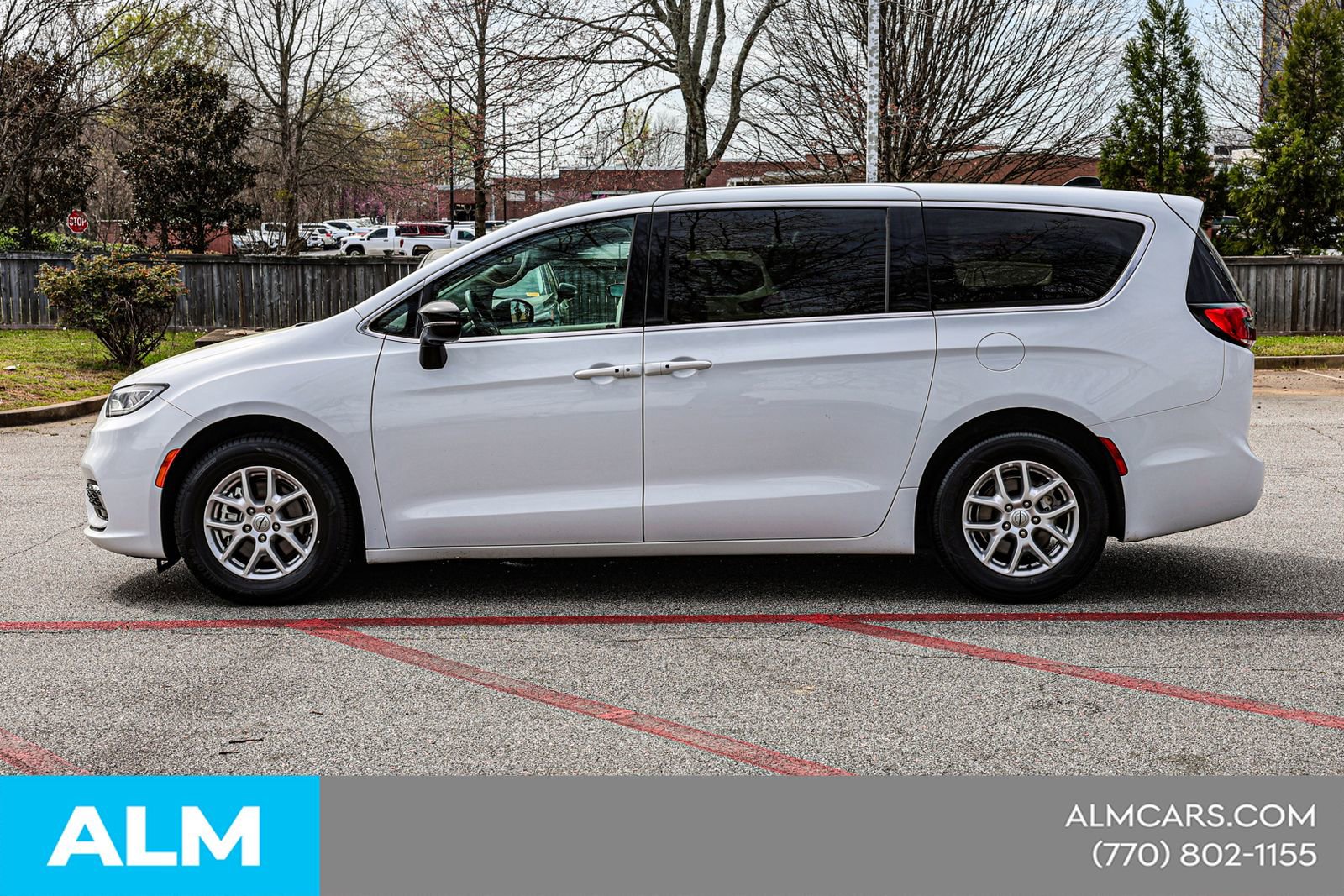 2024 Chrysler Pacifica Touring-L